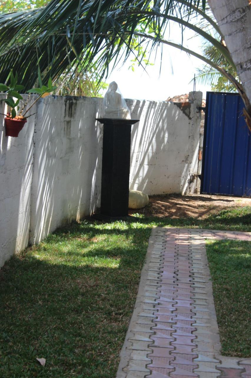 White Lion Paradise Dikwella Batigama Exterior photo